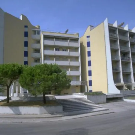 Great In A Great Location-beahost דירה